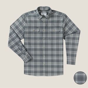 Poncho Flannel Shirt Mens XL Plaid Magnetic Pockets Long Sleeve The Cashiers